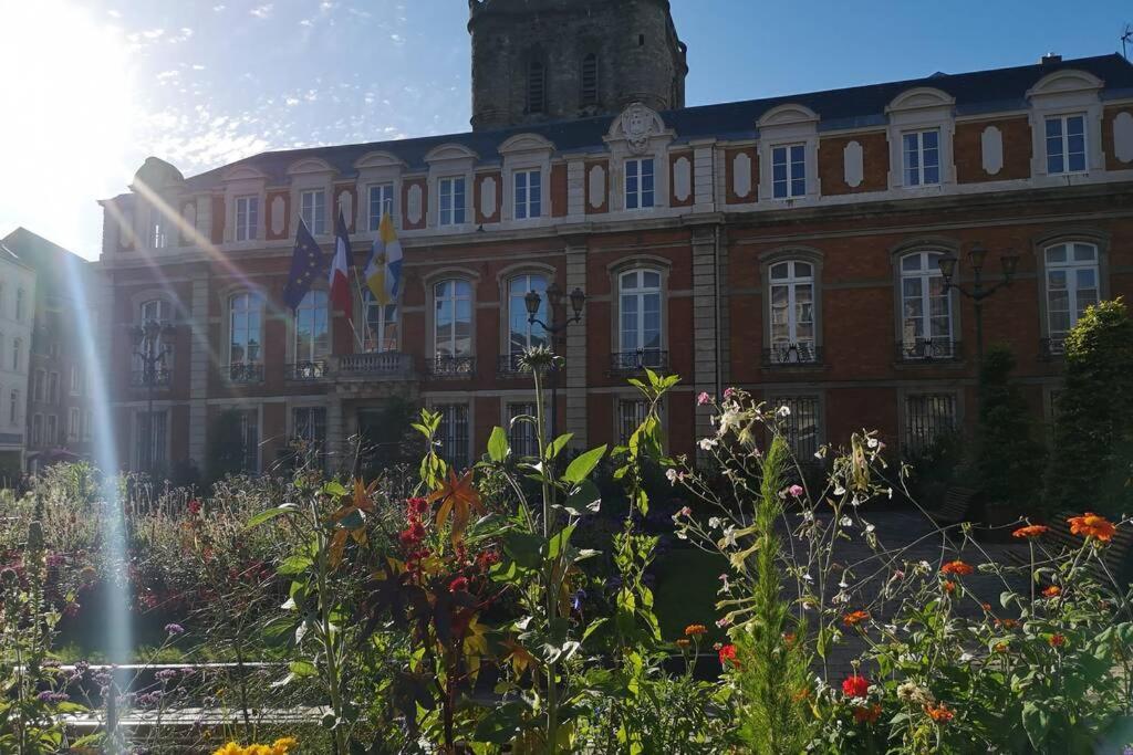 Appartement Au Coeur Des Remparts Boulogne-sur-Mer Exterior foto